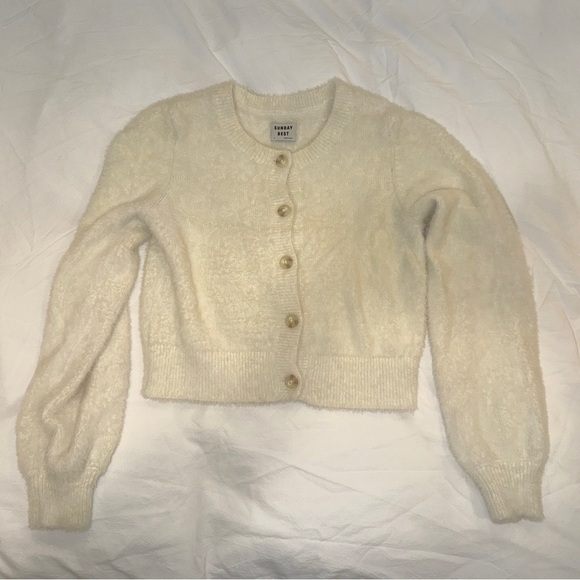 Aritzia’s Sunday Best “Carmen” Cream Cardigan - Picture 7 of 11